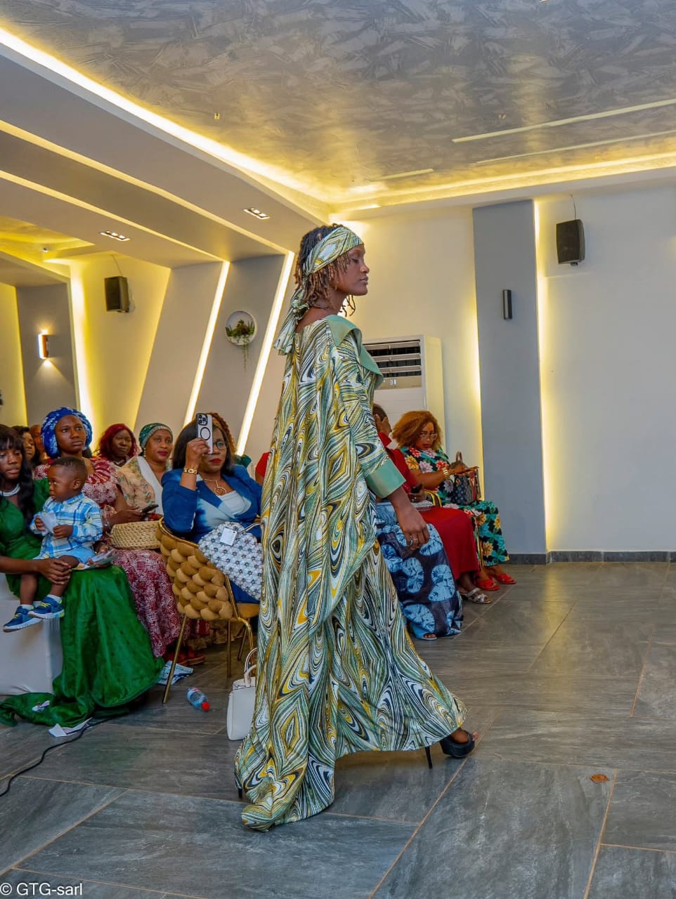 WOMAN IS POWER — photo 2